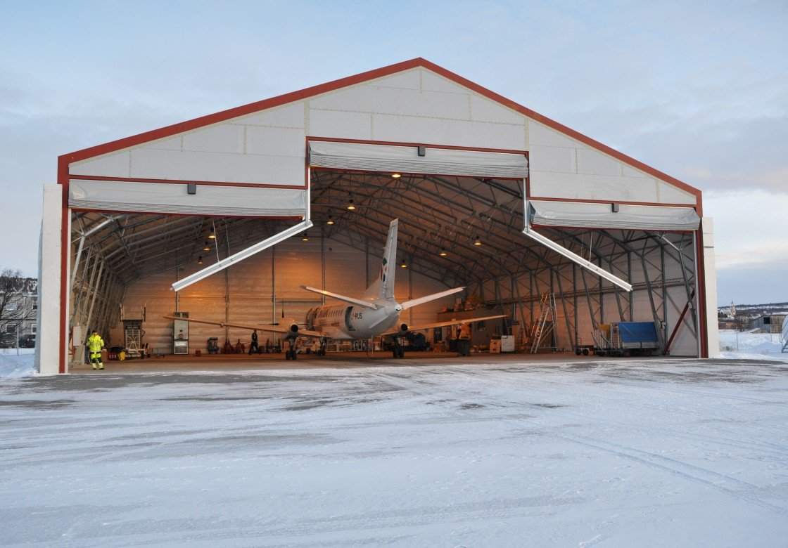 Hangar Kapıları
